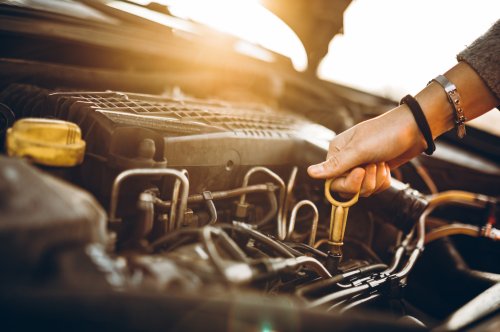 Lepkość oleju samochodowego – który będzie odpowiedni do mojego samochodu?