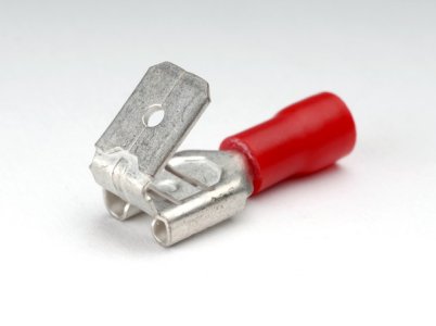 ROZGAŁĘŹNIK PŁASKĄ CZERWONY 6,3/2,5MM2 (10 SZT.)