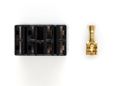 PODSTAWA WYŁĄCZNIKA 8 – STYKOWA