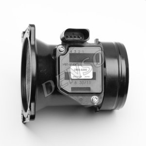 Przepływomierz powietrza DENSO DMA-0200 06A906461B
