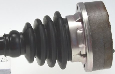 Półoś napędowa LÖBRO 304746 1K0407271AT