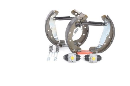 Szczęki hamulcowe BOSCH 0204114652 