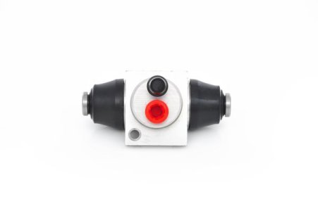 Cylinderek hamulcowy BOSCH 0986475143 0550153