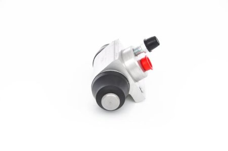 Cylinderek hamulcowy BOSCH 0986475143 0550153