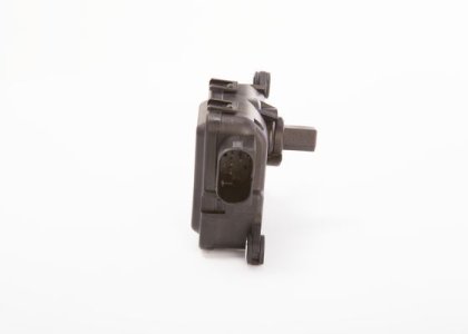 SIŁOWNIK REGULACJI ZASIĘGU ŚWIATEŁ