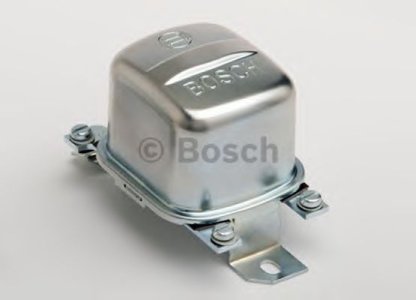 Regulator napięcia BOSCH F026T02204 113903803E
