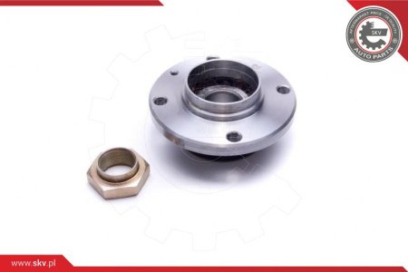 PIASTA KOŁA Z ŁOŻYSKIEM TYŁ CITROEN BX C15