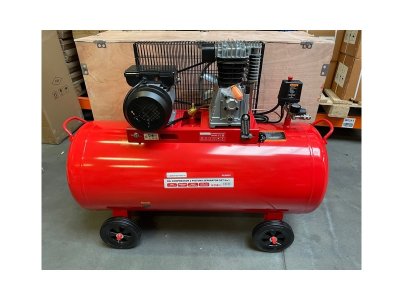 KOMPRESOR OLEJOWY 200L 10BAR 4,0KM 230V