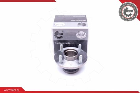 PIASTA KOŁA Z ŁOŻYSKIEM TYŁ, FORD FIESTA V FOCUS