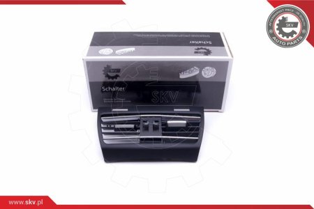 KRATKA NADMUCHU POWIETRZA CZARNY BMW 7