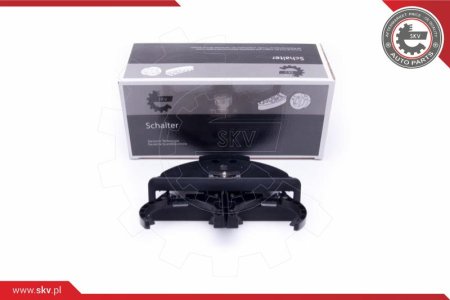 UCHWYT DO NAPOJÓW CZARNY BMW 5 (E39)