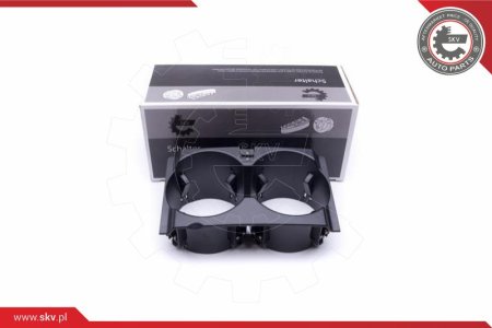 UCHWYT DO NAPOJÓW CZARNY MERCEDES-BENZ E-CLASS