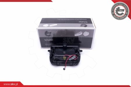 POPIELNICZKA BMW 5 (F10, F11, F18)