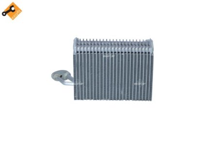 Parownik NRF 36077 8D1820103C