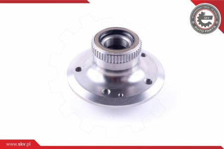 PIASTA KOŁA Z ŁOŻYSKIEM PRZÓD MERCEDES CLK