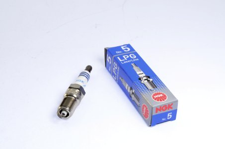 Świeca zapłonowa NGK LPG 5 1516