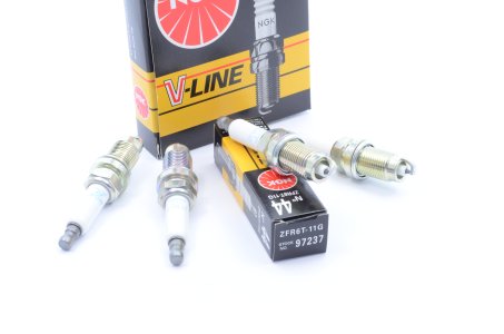 Świeca iskrowa NGK V-LINE 44 101905617C