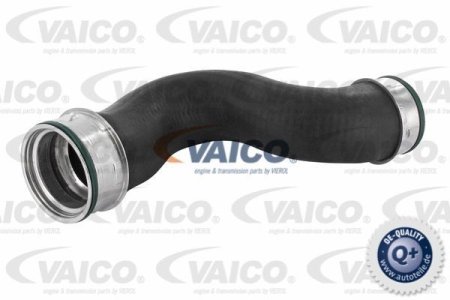 Przewód intercoolera VAICO 10-2698 1K0145832B