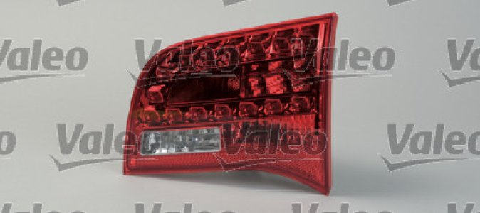 Lampa tylna lewa zespolona VALEO 043331 AUDI