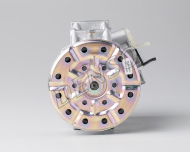 Kompresor klimatyzacji DENSO DCP51001 8831053060