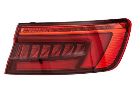 LAMPA TYLNA AUDI