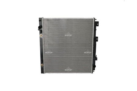 CHŁODNICA SILNIKA NISSAN