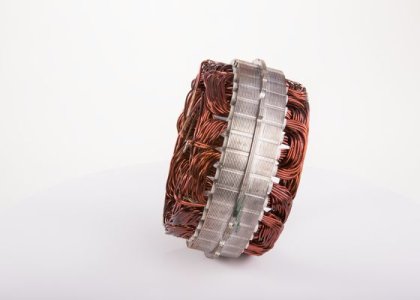 ŚWIECA ISKR. FR 8 MPP 33 X