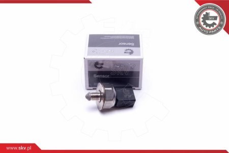 Czujnik ciśnienia paliwa SKV 17SKV613 06D906051 AUDI A2 A3 A4 A5 A6 A7 A8