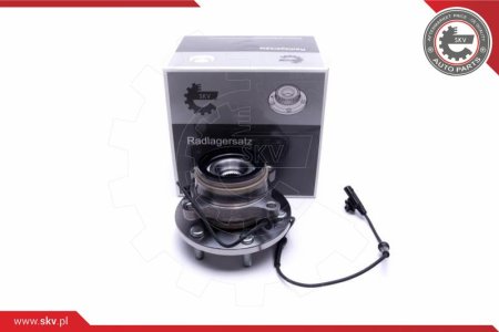 Piasta koła z łożyskiem SKV 29SKV326 402021LB0A przódA NISSAN PATROL VI