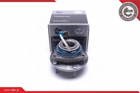 Piasta koła z łożyskiem SKV 29SKV433 7467107 tył CADILLAC XLR CHEVROL