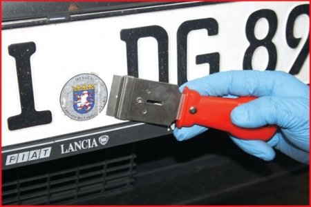 SKROBAK DO NALEPEK I VINIET