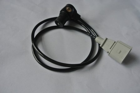 Czujnik obrotow walu korbowego QAP 15 558 078906433A