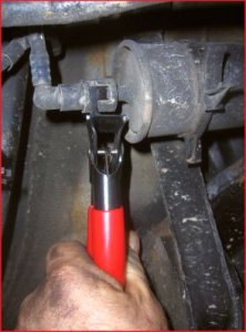 SZCZYPCE DO PRZEWODÓW PALIWOWYCH, OPEL