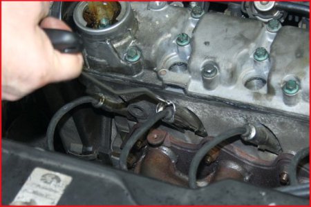 ściągacz do sciec zaplonowych z uchwytem KS TOOLS 500.7530 