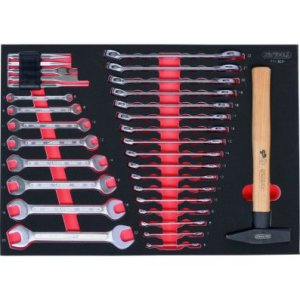 KLUCZE I MŁOTKI 31CZ.