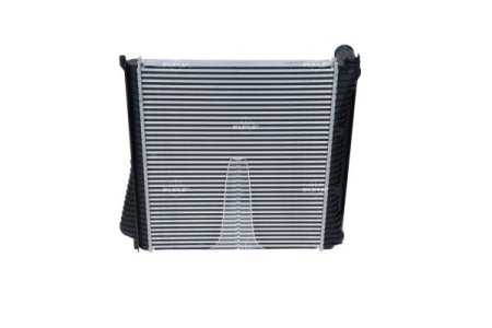 Intercooler NRF 30913 LR015603