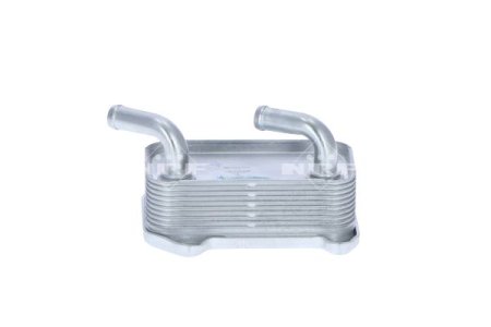 Chłodnica oleju NRF 31295 30637079