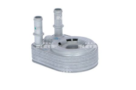 Chłodnica oleju NRF 31323 46810102