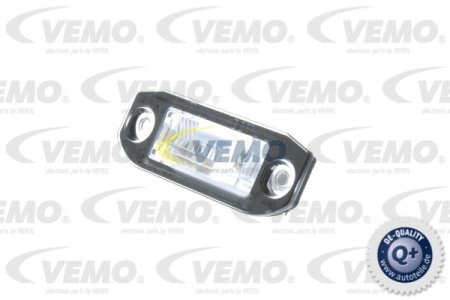 OŚWIETLENIE TABLICY REJESTRACYJNEJ VOLVO