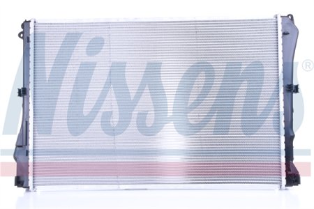 CHŁODNICA SILNIKA MERCEDES