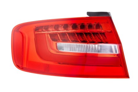 LAMPA TYLNA AUDI