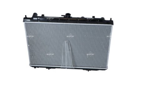CHŁODNICA SILNIKA NISSAN
