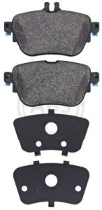 KLOCKI HAMULC. MERCEDES W213 E-KLASA  16- TYŁ