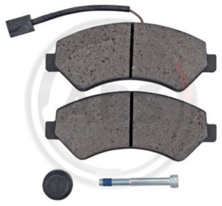 KLOCKI HAMULC. FIAT DUCATO  06- PRZÓD