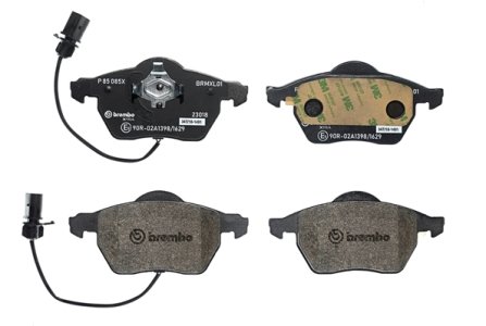 KLOCKI HAMULC. AUDI A6 (C5)  97-04 przód