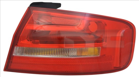 LAMPA TYLNA AUDI
