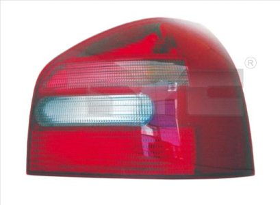 LAMPA TYLNA AUDI
