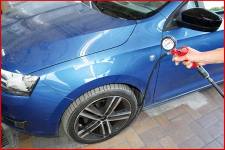 URZĄDZENIE DO KONTROLI CIŚNIENIA POWIETRZA W OPONA KS TOOLS 5151920 