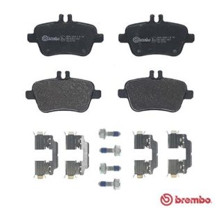 Klocki hamulcowe BREMBO P50140 0084202320 MERCEDES C117 CLA-KLASA  14- tył