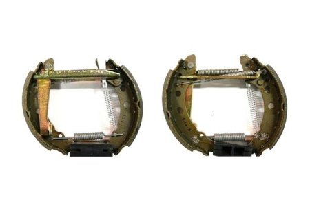 Szczęki hamulcowe + (CYLINDERKI/SPREZYNY) BOSCH 0204114052 